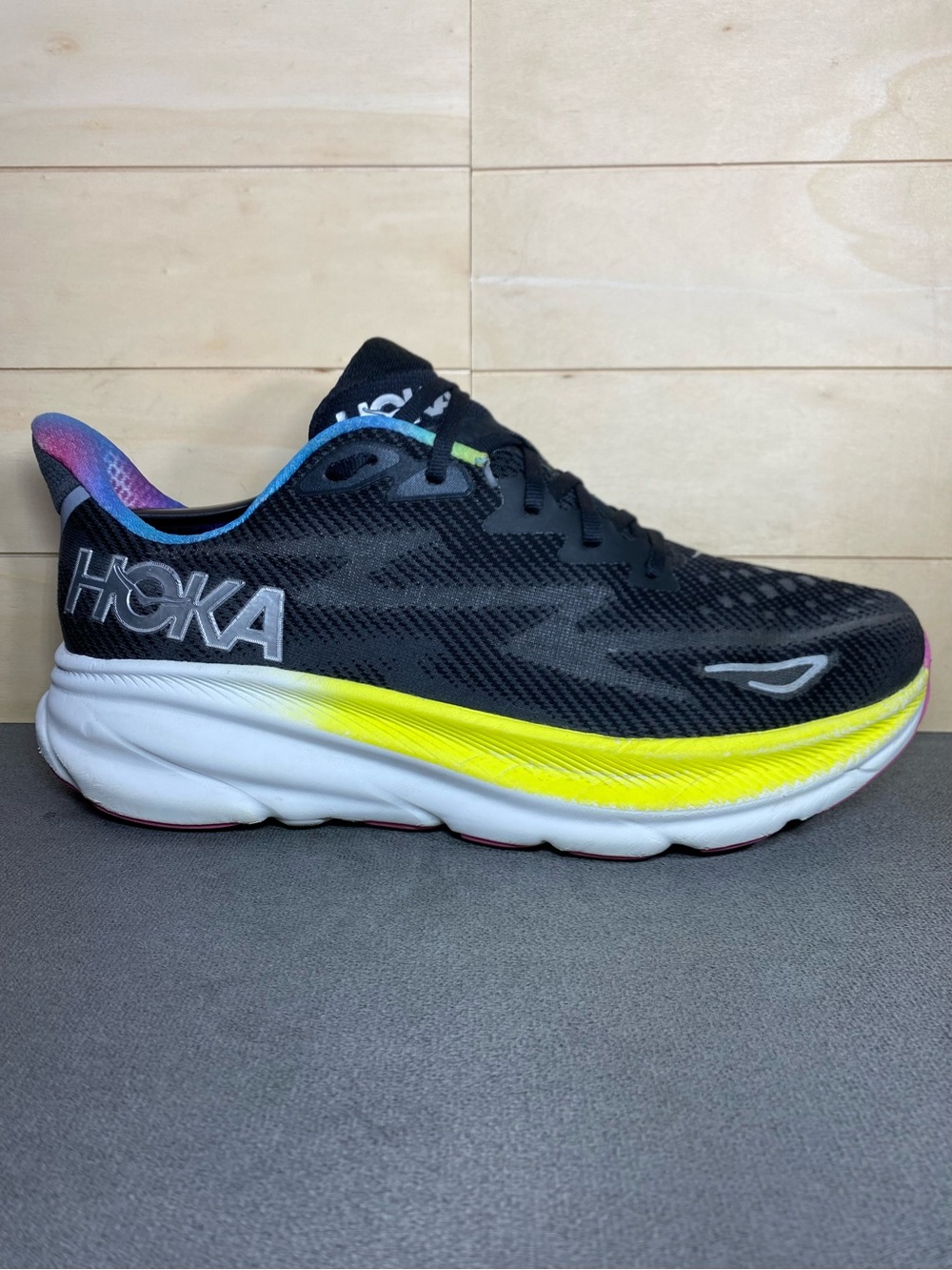 Hoka Clifton 9 Black Yellow Women's Size 11 Running Shoes B Sneakers 1127896BAAB